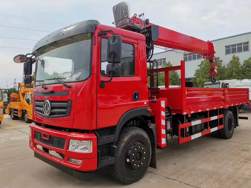 大型隨車起重機