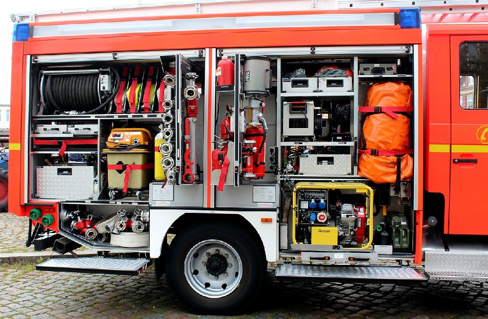 揭秘西安汽車救援：緊急時刻的守護(hù)神！