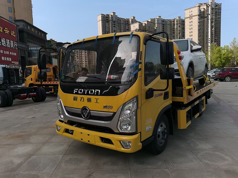 五常汽車雪地困境救援：專業(yè)服務(wù)，助您安全脫困