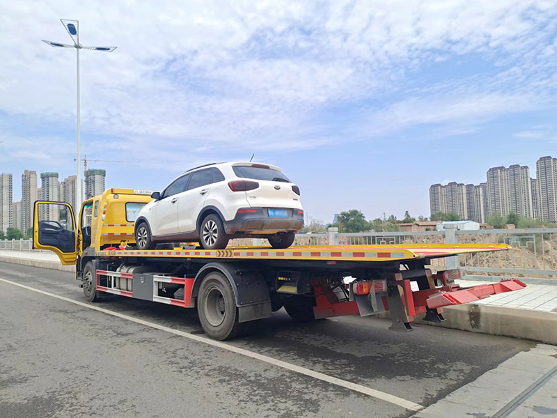 鞍山上門搭電，專業(yè)快速解決您的電力難題！