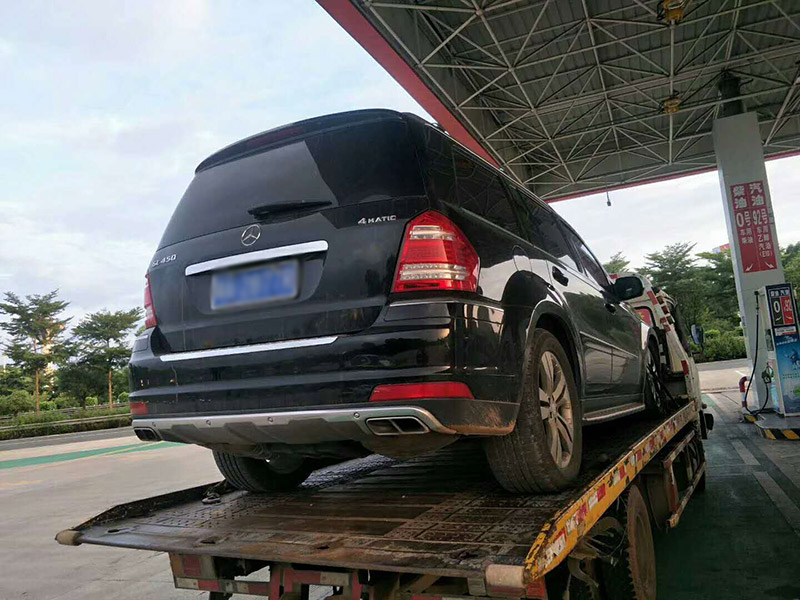 赤峰上門(mén)搭電服務(wù)，快速解決您的汽車(chē)電力難題